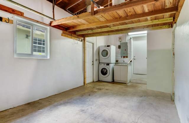 901 Santiago Street Gallery 3