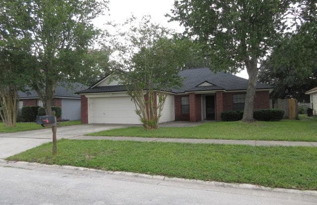 325 WILDBERRY CT - 325 Wildberry Court, Oakleaf Plantation, FL 32073