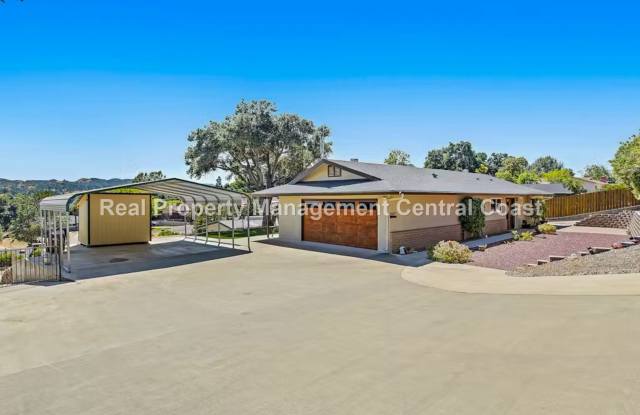 AVAILABLE NOVEMBER - 3 bed / 2 bath Atascadero Home - 4330 Nogales Avenue, Atascadero, CA 93422