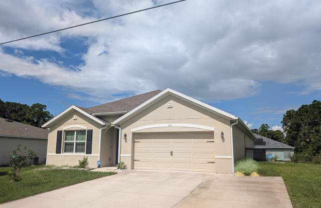 1606 De Groodt Road SW photos photos
