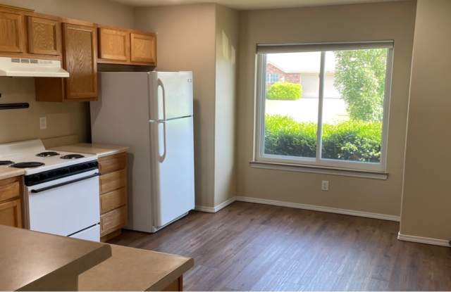 4107 Southwest Chapelstone Avenue - 1 Gallery 3