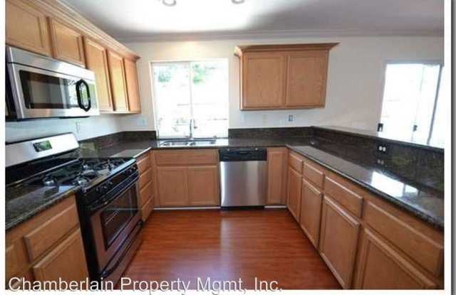 1275 Cottonwood Gallery 4