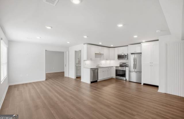 428 Brookfield Dr photos photos