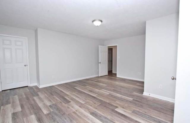216 Sycamore Street - B Gallery 3