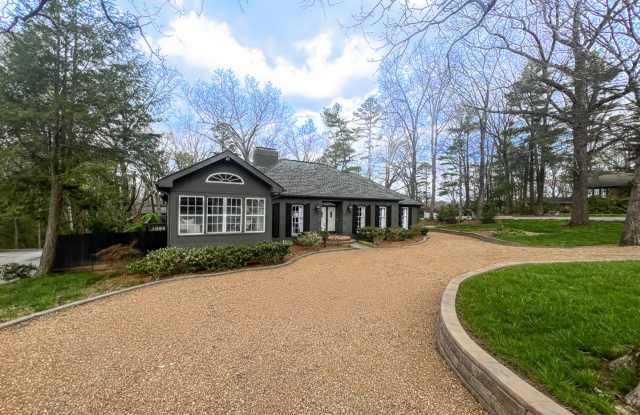 Stunning Fully Furnished Home - 123 North Palisades Drive, Signal Mountain, TN 37377