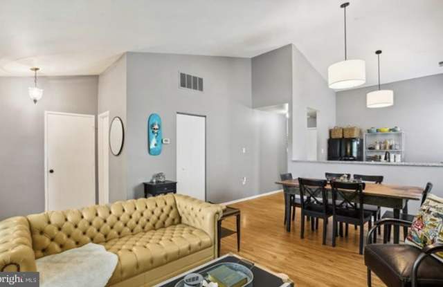 13348 NEERWINDER Place Gallery 3