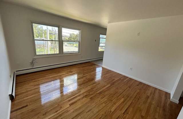 Arlington Apartments LLC photos photos