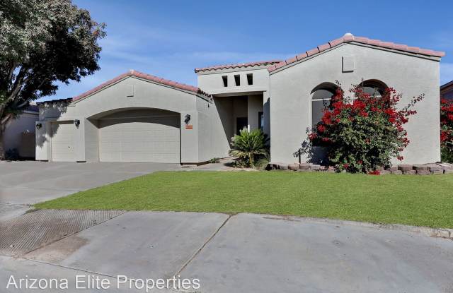 452 W. Carob Drive Gallery 2
