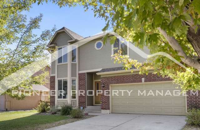 Beautiful 4-bedroom, 3.5-bath home with oversized 2 car garage, AC and enclosed back yard photos photos Beautiful 4-bedroom, 3.5-bath home with oversized 2 car garage, AC and enclosed back yard photos photos