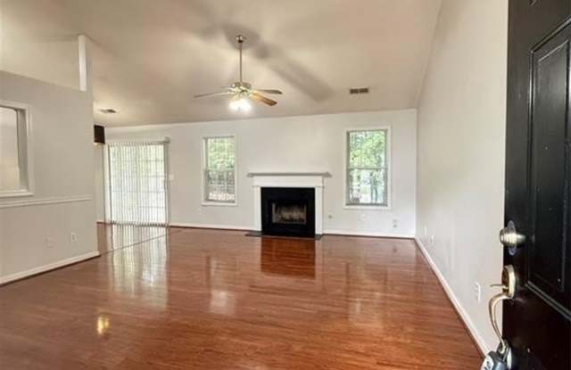 5873 Riverside Walk Drive Gallery 2