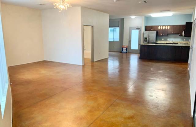 435 W. Center St.Promenade #304 Gallery 3