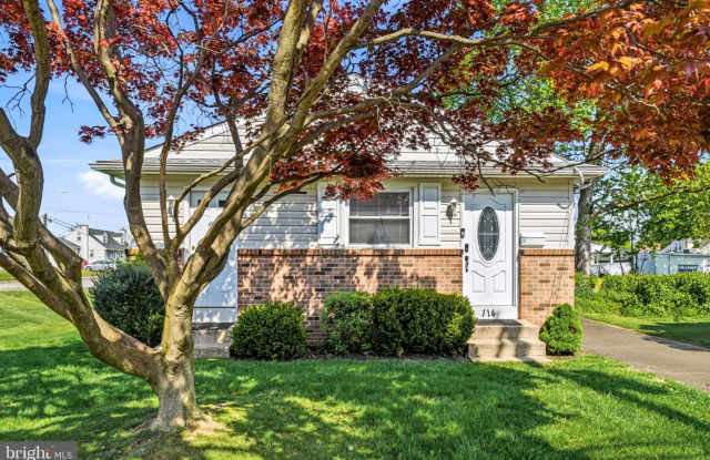 114 GRANDVIEW Avenue photos photos