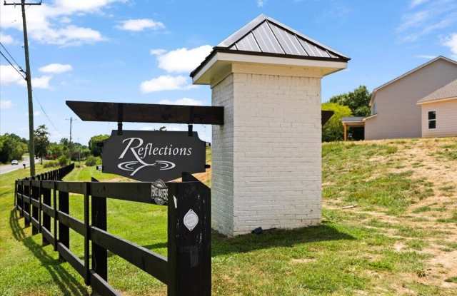 2093 Firelight Way Gallery 2