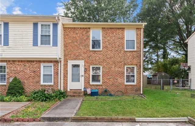 121 Elmhurst Court photos photos