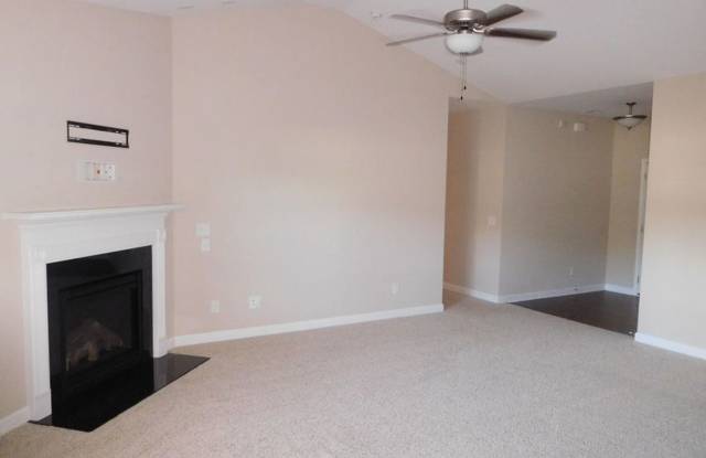 516 New Hanover Trail Gallery 3
