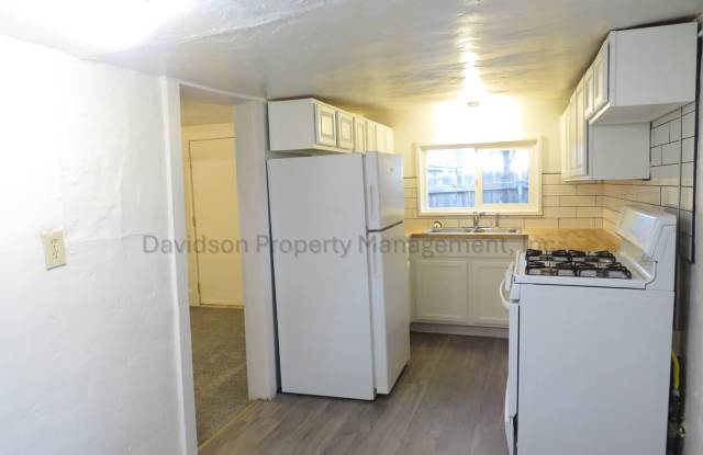 Updated Cottage Centrally Located Near The Olympic Training Center Gallery 4