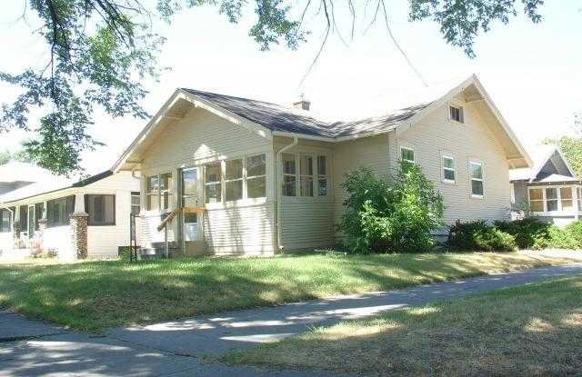 301 Burlington Ave photos photos