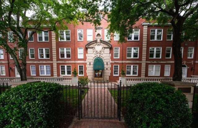 2840 Peachtree Road NE photos photos