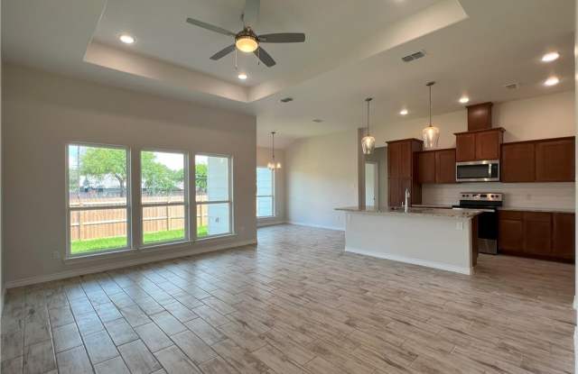 3413 Travis Court Gallery 2