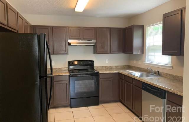 5906 Lawnmeadow Drive Gallery 4