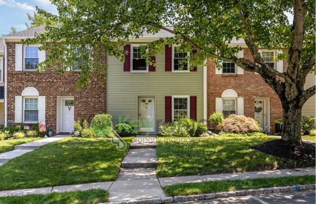 Resort-Style Living in Deer Run – Golf Course Access, Pool, Tennis & Private Patio photos photos