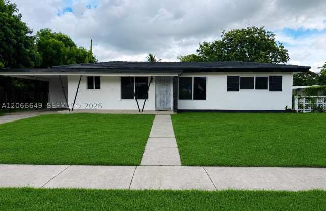838 Fairway Dr Gallery 1