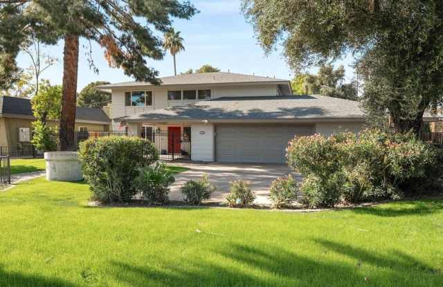 8464 N 7th Avenue photos photos