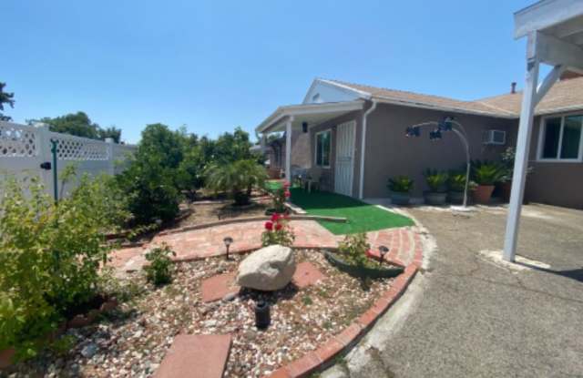 12711 Arminta St - 12711 Arminta St, Los Angeles, CA 91605