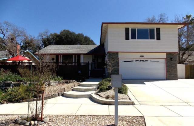 1564 Cunningham Way photos photos