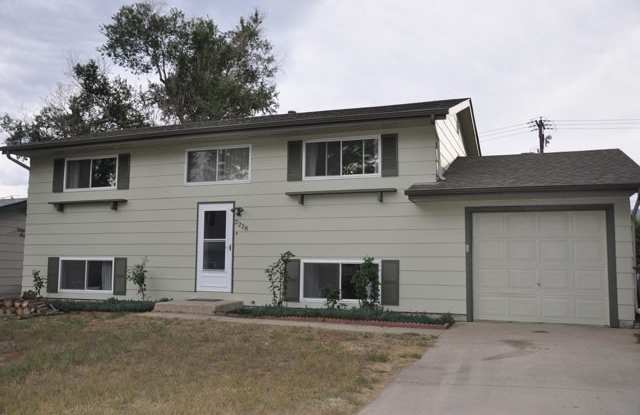 2228 Fernwood Drive photos photos