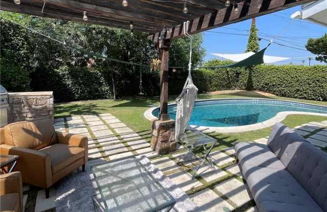 20329 Haynes Street photos photos