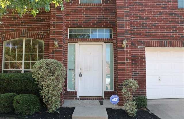 513 Pineview Lane Gallery 3