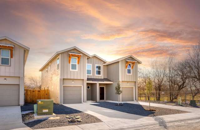 Brand New Townhome 3/2.5 photos photos