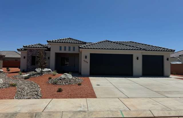 Ence Home in Hurricane! photos photos Ence Home in Hurricane! photos photos