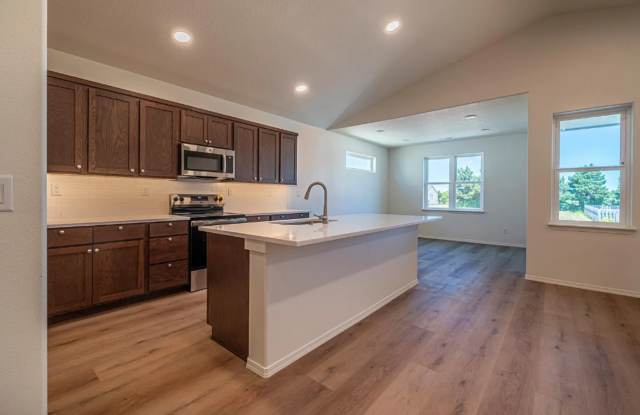 Brand-New Coastal Home Near Bandon Beaches & Golf Gallery 4