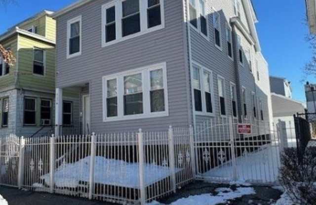 134 Isabella Ave photos photos