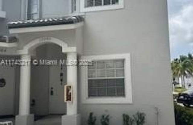 12090 SW 143rd Ln - 12090 Southwest 143rd Lane, Three Lakes, FL 33186