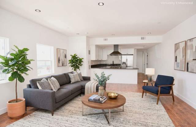 1861 S Longwood Ave photos photos