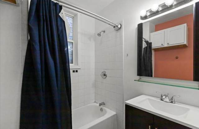 1724 N Troy Gallery 3