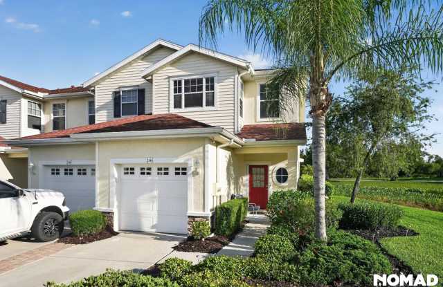 Spacious 3BR Townhome in North Port Gallery 3