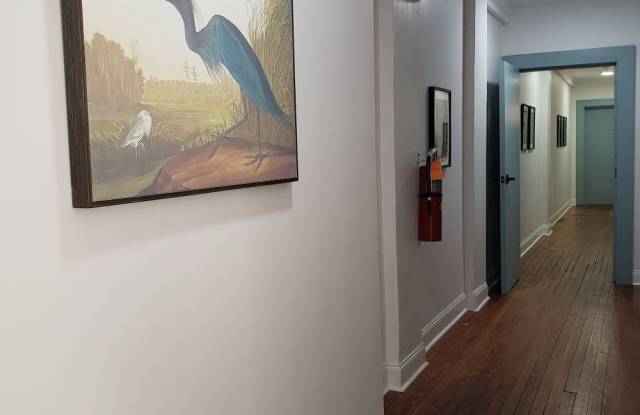 300 Laurel StreetUnit 5 Gallery 4
