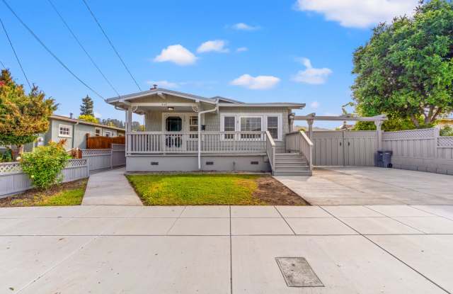 Beautiful Spacious 3 Bedroom Home w/ Brand New 1 Bedroom In-law Unit in Rear! photos photos