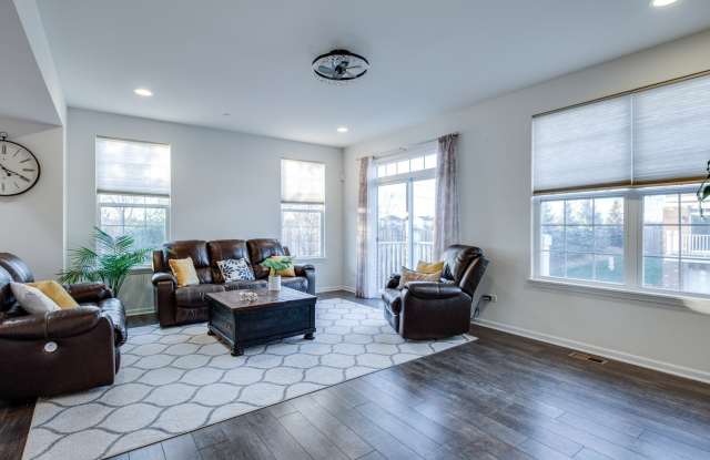 4477 Monroe Court Gallery 2