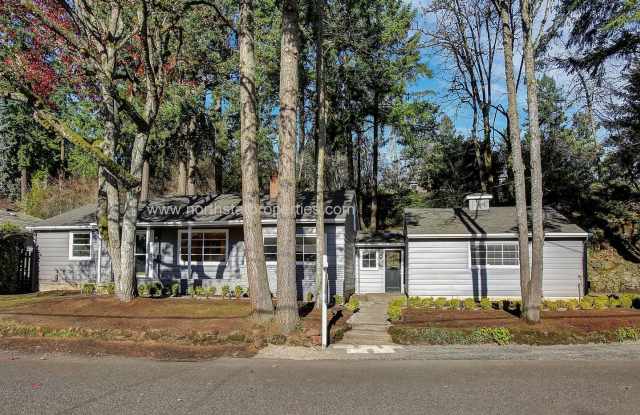 845 Lake Forest Dr - 845 Lake Forest Drive, Lake Oswego, OR 97034