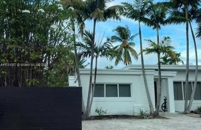 1395 Daytonia Rd photos photos