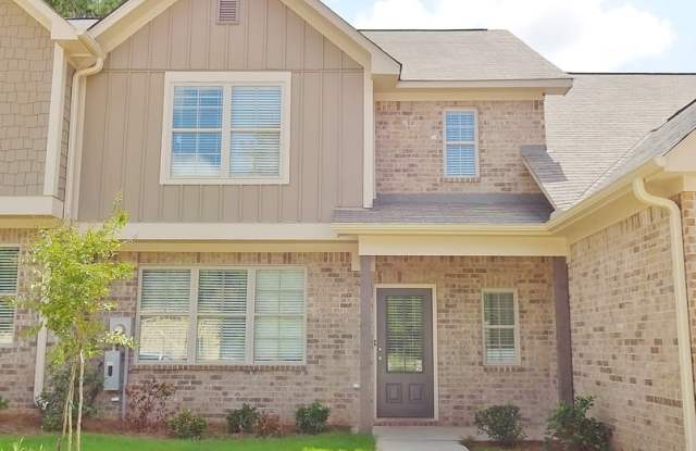 Town Home for Rent in Chelsea.. Available to View with 48 Hour Notice!!! photos photos