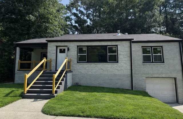Charming 3 Beds, 2 Bath in Atlanta! Gallery 1