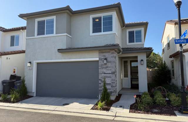 Two story home in north Turlock built in 2023! photos photos