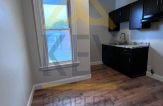 1016 Lake Avenue - 2 Gallery 3