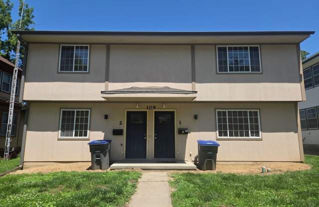 Updated 2 Bedroom Townhome Available Now! photos photos Updated 2 Bedroom Townhome Available Now! photos photos